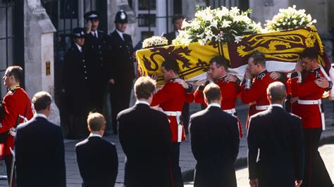 The Untold Truth Of Princess Diana's Funeral 